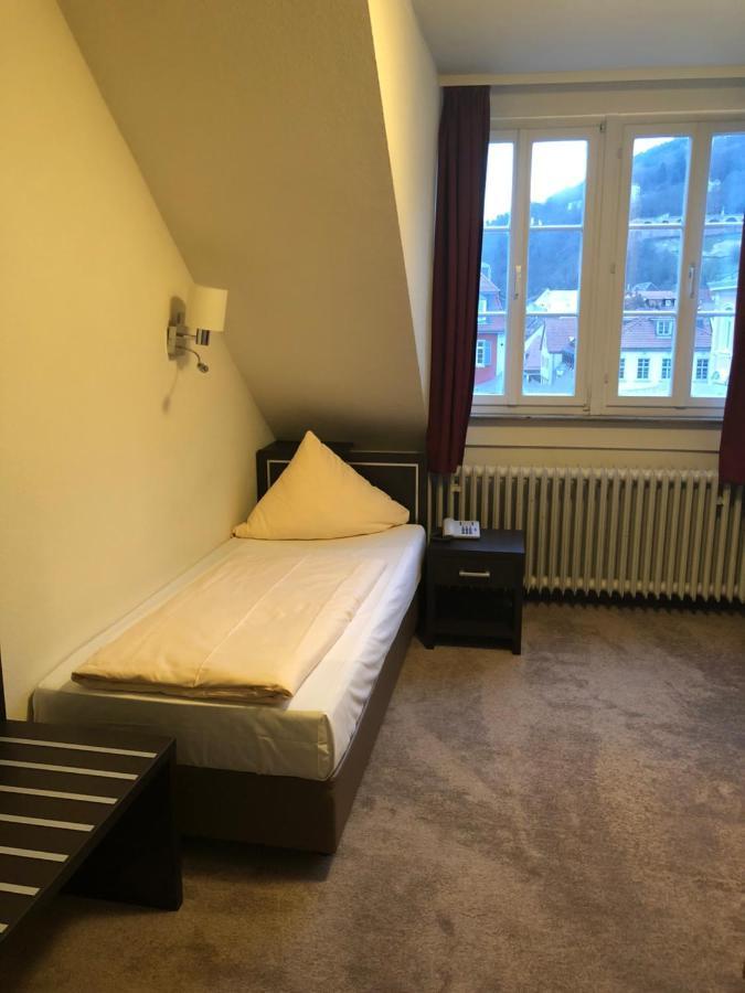 Vier Jahreszeiten Heidelberg Bagian luar foto